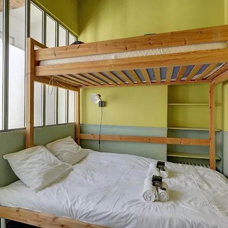 Apartment 121-big In Le Marais